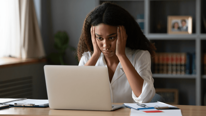 costume-bureau-stylo-hommes