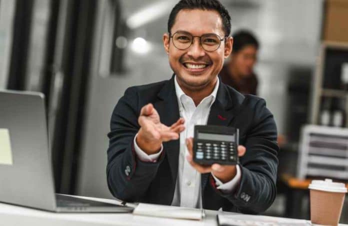 Pourquoi l’externalisation comptable séduit de plus en plus d’entreprises ? Frenchy Associate Pourquoi l’externalisation comptable séduit de plus en plus d’entreprises ? Frenchy Associate