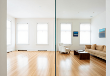 Vendre un logement: vaut-il mieux présenter le bien vide ou meublé ? Présenter son bien vide ou meublé pour la vente immobilière ?