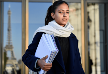 Comment obtenir un titre de séjour en France : démarches, pièces, délais et coûts Demande de titre de séjour en France : guide complet