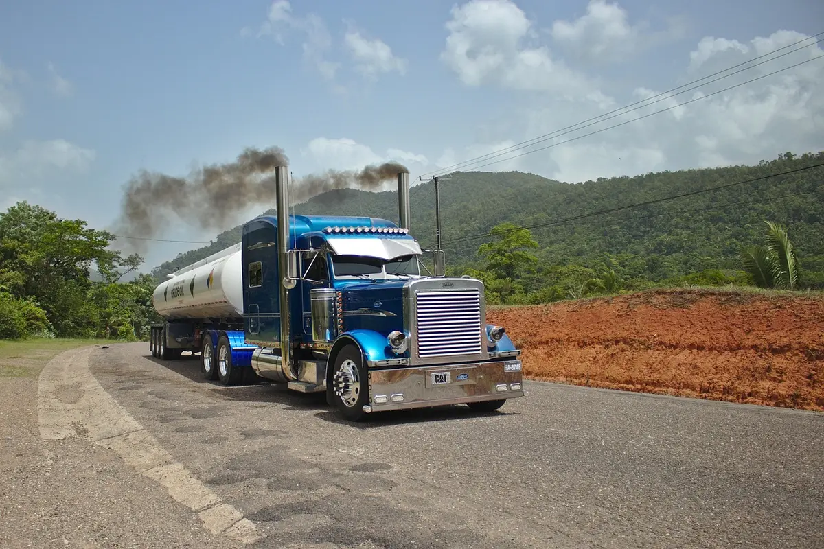 Camion identifié automatiquement à l’approche d’un pont-bascule